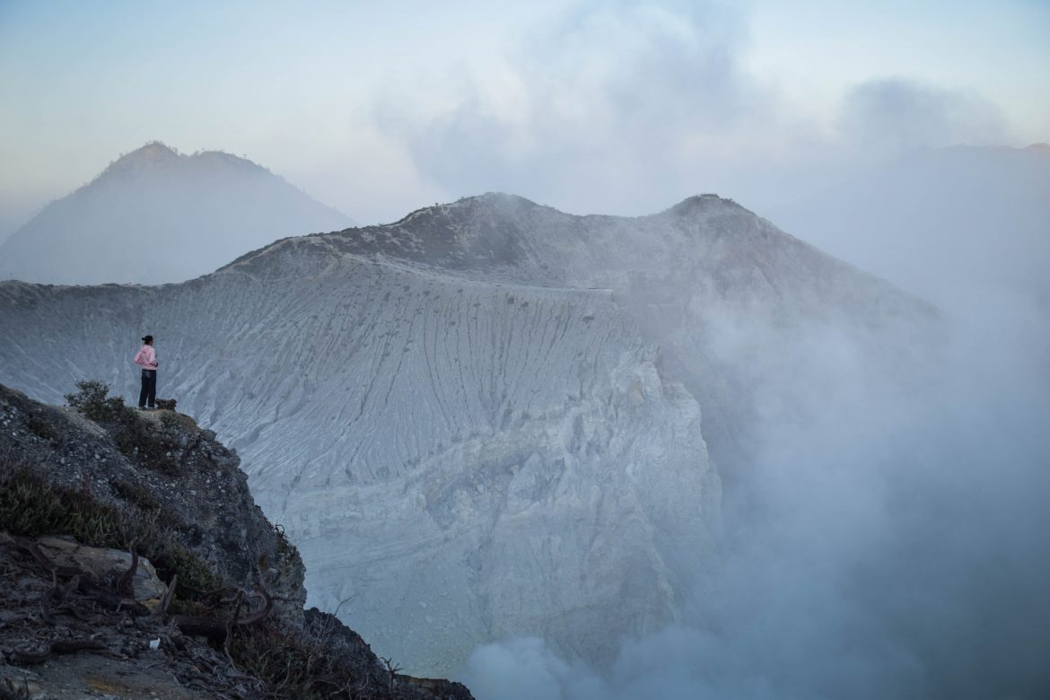 Night trip to Mount Ijen: blue fire, acidic lake and sunrise Mount Ijen, Indonesia