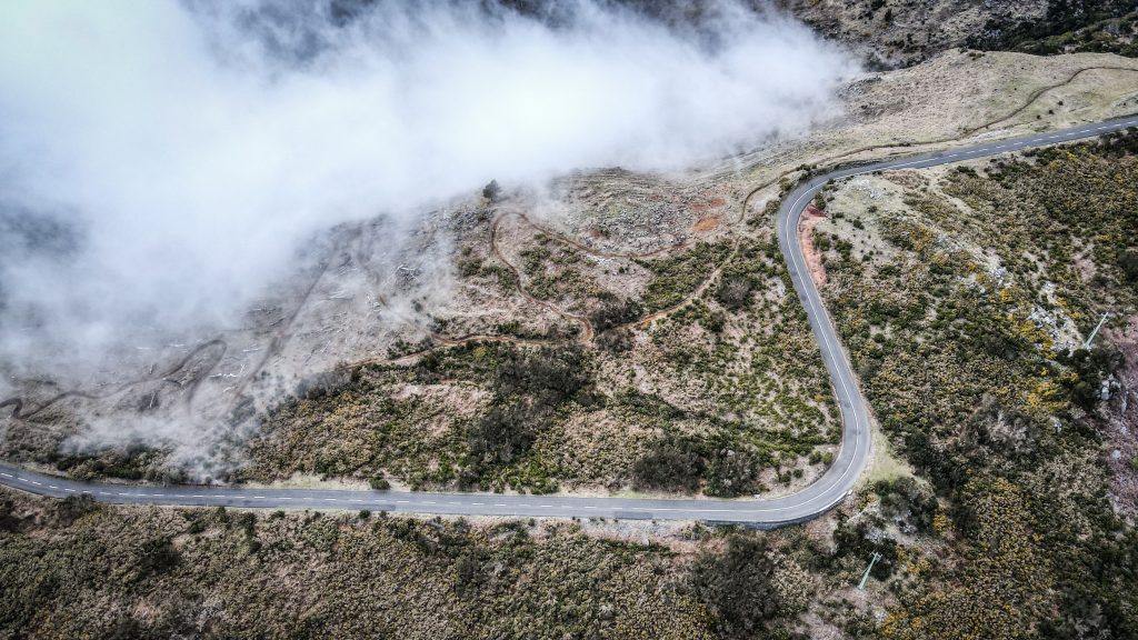 Road leading to Pico do Areiro