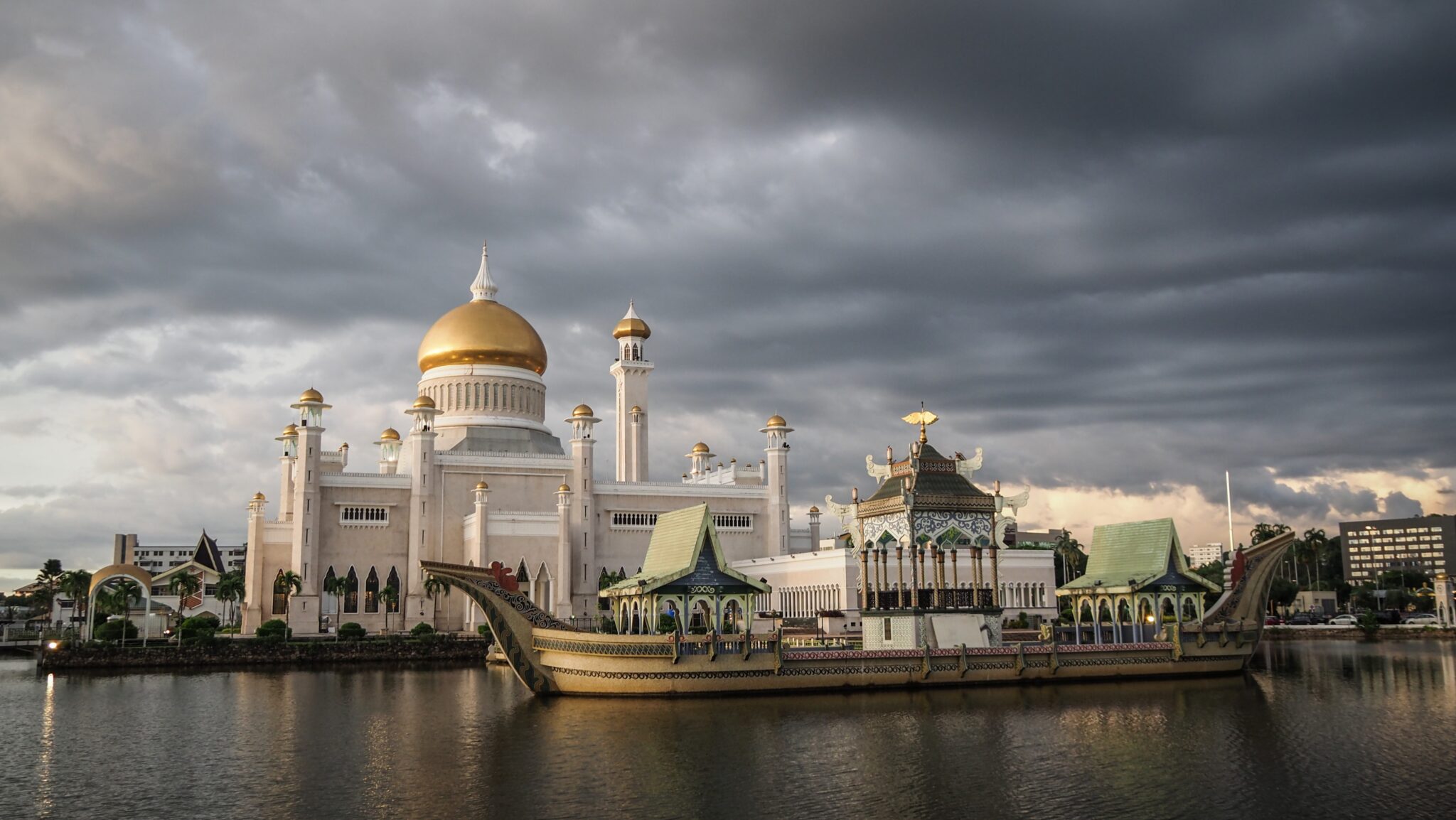Bandar Seri Begawan: what to do in the capital of Brunei Darussalam ...