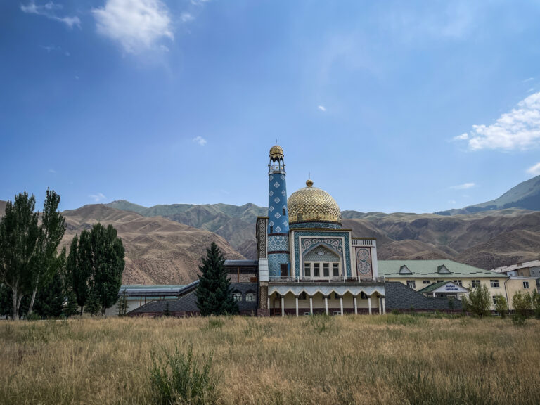 Naryn Travel Guide: Best Things to Do Naryn, Kyrgyzstan
